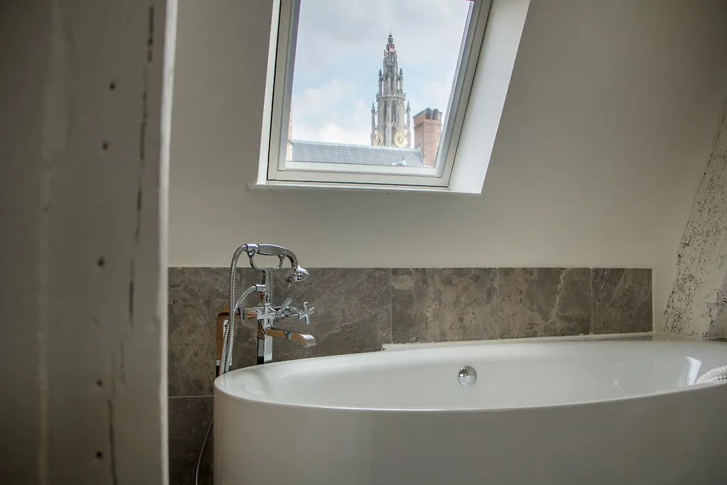 Y & L Villa Antwerp-1